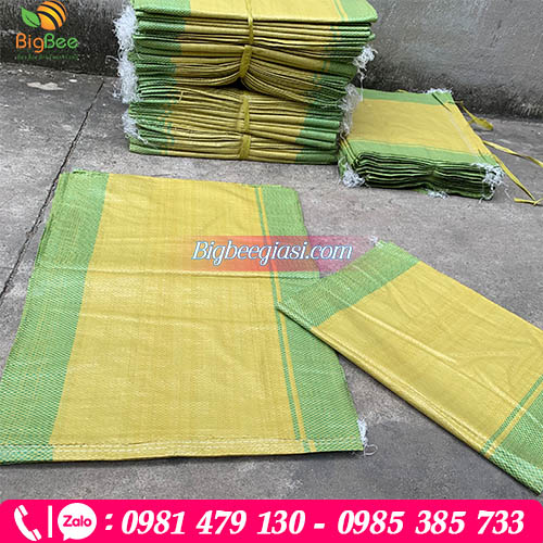 Bao gạo màu vàng sọc xanh đựng 25kg Bao gạo màu vàng sọc xanh đựng 25kg