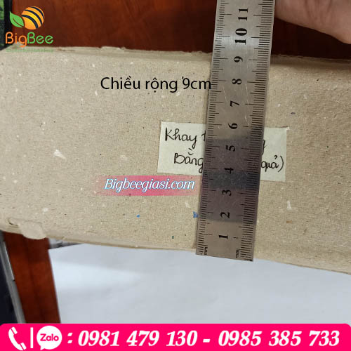 Chiều rộng của hộp là 9cm