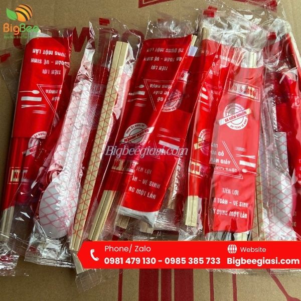 Combo muỗng nhựa - đũa tre tách kiểu nhật, tăm tre, khăn giấy chuyên nghiệp Combo muỗng nhựa - đũa tre tách kiểu nhật, tăm tre, khăn giấy chuyên nghiệp