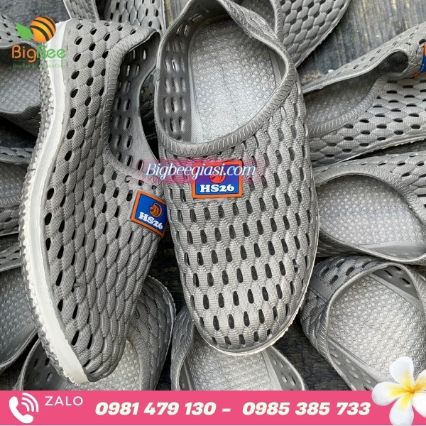 Giày lỗ dẻo đi mưa, thông thoáng êm ái màu xám Giày lỗ dẻo đi mưa, thông thoáng êm ái màu xám