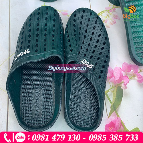 Dép sục nhựa dẻo màu xanh lá êm ái, siêu bền, đế chống trơn trượt Dép sục nhựa dẻo màu xanh lá êm ái, siêu bền, đế chống trơn trượt