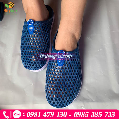 Dép sục nhựa dẻo màu xanh dương Dép sục nhựa dẻo màu xanh dương