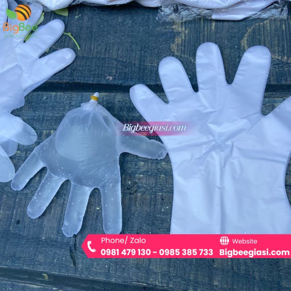 Găng tay xốp trắng an toàn, có gai chống trơn trượt Găng tay xốp trắng an toàn, có gai chống trơn trượt