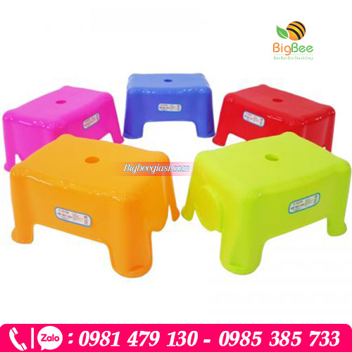 Ghế nhựa nhỏ chữ nhật đa sắc để lựa chọn Ghế nhựa nhỏ chữ nhật đa sắc để lựa chọn