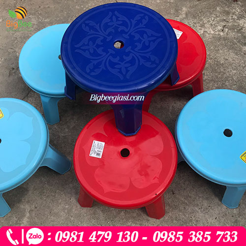 Ghế nhựa lùn tròn Ghế nhựa lùn tròn