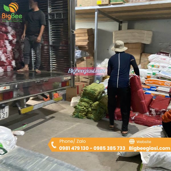 Dịch vụ giao hàng tận nơi tại Thu Hồng Dịch vụ giao hàng tận nơi tại Thu Hồng