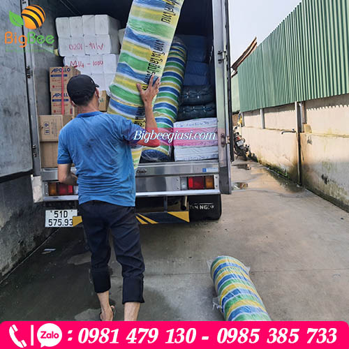 Thu Hồng hỗ trợ giao hàng tận nơi, miễn ship TpHCM Thu Hồng hỗ trợ giao hàng tận nơi, miễn ship TpHCM