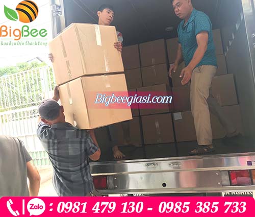 Thu Hồng hỗ trợ giao hàng tận nơi