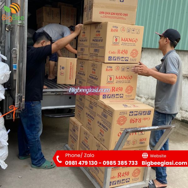 Giao hàng nhanh chóng, đúng hẹn Giao hàng nhanh chóng, đúng hẹn