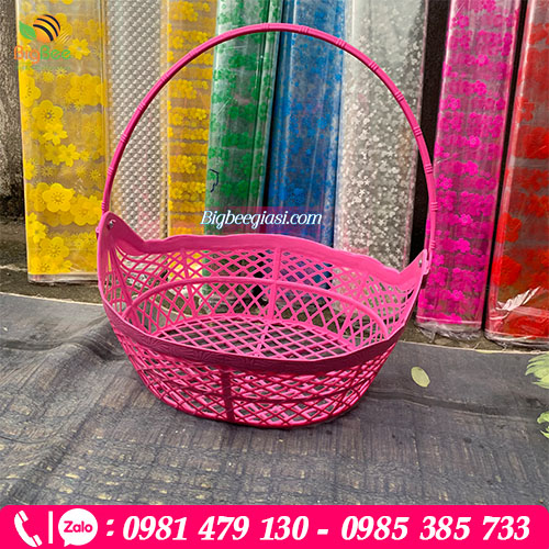 Mẫu Giỏ nhựa đựng quà tết màu hồng