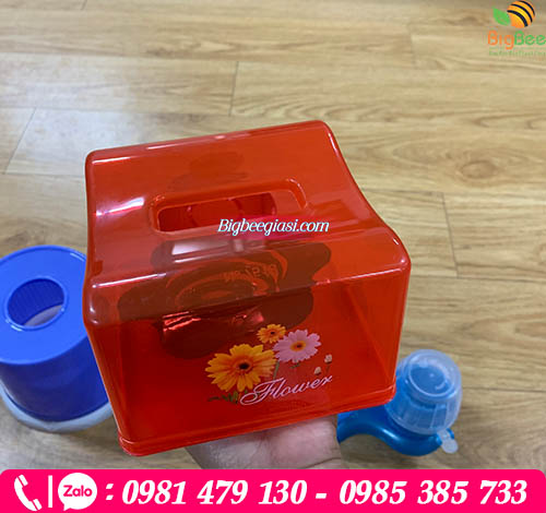 Hộp nhựa vuông đựng khăn giấy Hộp nhựa vuông đựng khăn giấy