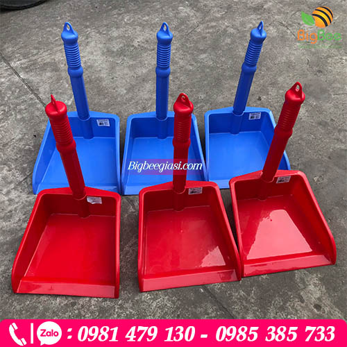 Hốt rác nhựa không thể thiếu khi dọn dẹp nhà cửa Hốt rác nhựa không thể thiếu khi dọn dẹp nhà cửa