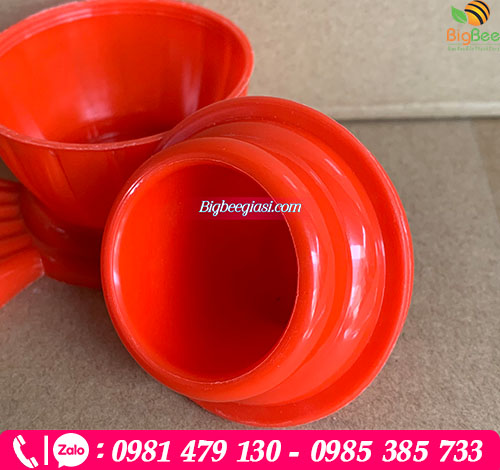 hũ tăm có thêm gía đỡ nhỏ bên trong hũ tăm có thêm gía đỡ nhỏ bên trong