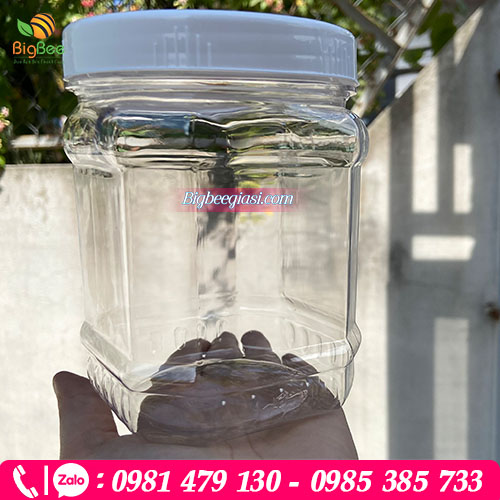 Hũ nhựa trong suốt, dày dặn, an toàn khi sử dụng Hũ nhựa trong suốt, dày dặn, an toàn khi sử dụng