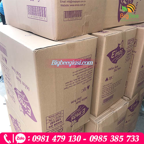 Thùng khăn giấy E'mos có 30 gói Thùng khăn giấy E'mos có 30 gói