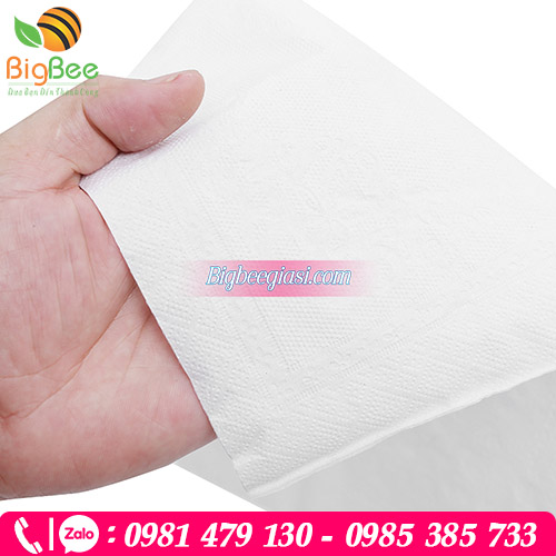 Khăn vuông lau miệng tiện lợi