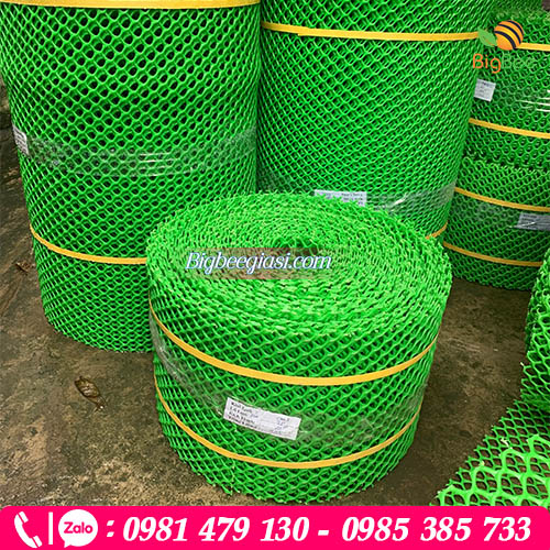 Lưới nhựa mắt cáo khổ nhỏ 30cm dài 40m. Lưới nhựa mắt cáo khổ nhỏ 30cm dài 40m.