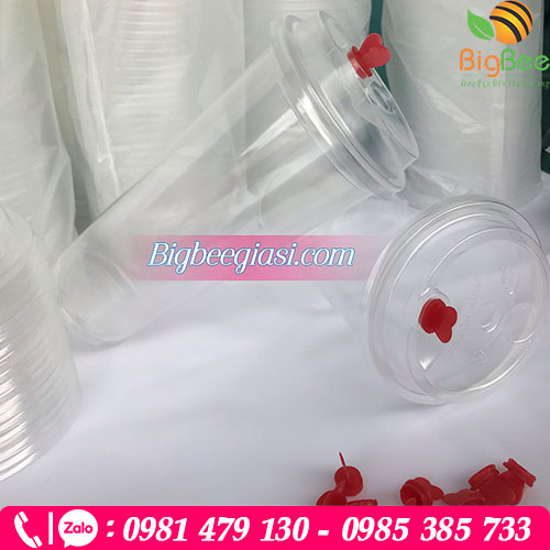 Ly nhựa nắp nút tim 700ml