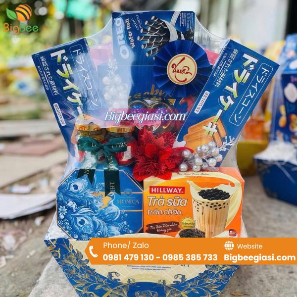 Màng co cho set giỏ quà tết Màng co cho set giỏ quà tết