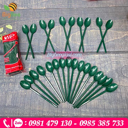 Muỗng nhựa trà sữa cán dài màu xanh Muỗng nhựa trà sữa cán dài màu xanh