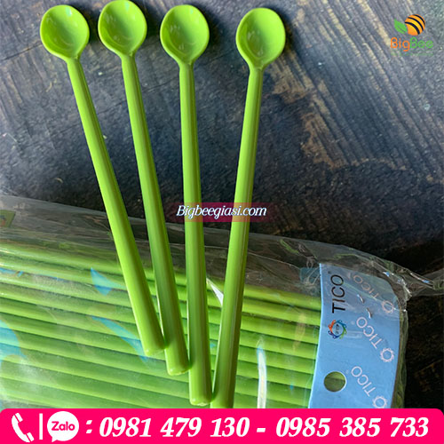 Muỗng nhựa cán dài tiện lợi dùng để khuấy, múc đồ uống tại gia đình, cửa hàng. Muỗng nhựa cán dài tiện lợi dùng để khuấy, múc đồ uống tại gia đình, cửa hàng.