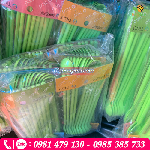 Muỗng nhựa dành cho quán cafe, trà sữa, sinh tố, chè giá rẻ tại TpHCM Muỗng nhựa dành cho quán cafe, trà sữa, sinh tố, chè giá rẻ tại TpHCM