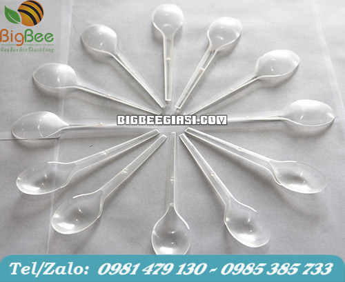 Muỗng nhựa trong dùng 1 lần Muỗng nhựa trong dùng 1 lần