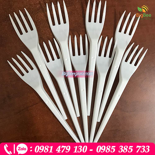 nĩa nhựa dùng 1 lần cao cấp dài 15cm nĩa nhựa dùng 1 lần cao cấp dài 15cm