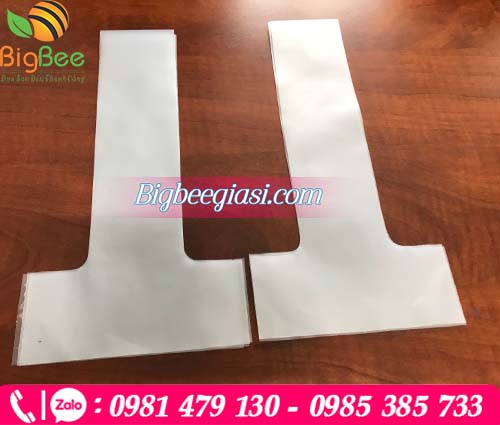 Hình ảnh túi chữ T đựng ly mang đi