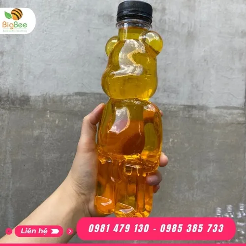 Chai nhựa PET hình gấu Bearbrick siêu cute đựng trà sữa, nước ép 