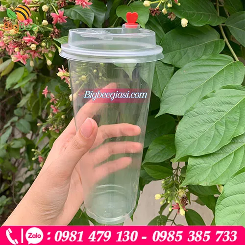 Ly nhựa nắp tim mềm 700ml