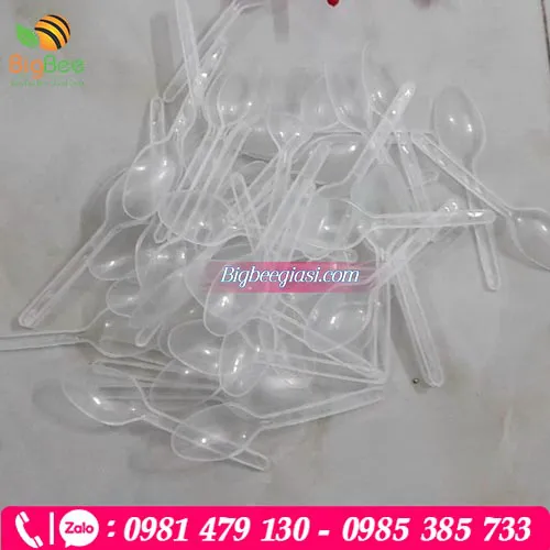 Muỗng nhựa dùng 1 lần
