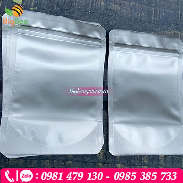 Túi zipper đáy đứng 2 mặt bạc.