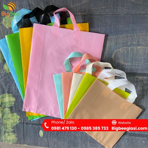 Túi ép quai đứng và vuông với nhiều màu sắc khác nhau Túi ép quai đứng và vuông với nhiều màu sắc khác nhau