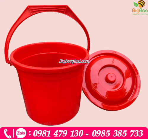 Xô nhựa 10L có nắp và quai xách Xô nhựa 10L có nắp và quai xách
