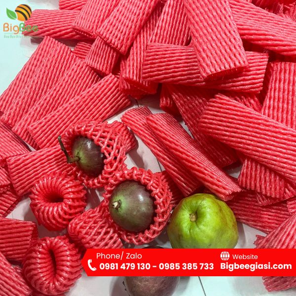 Xốp lưới bọc trái cây màu đỏ Xốp lưới bọc trái cây màu đỏ