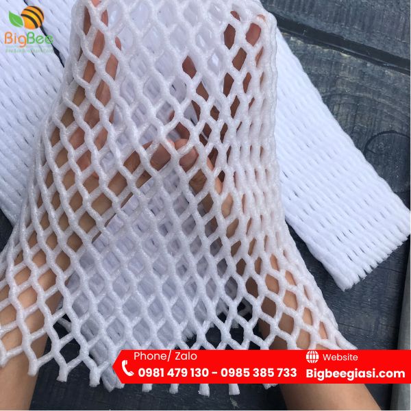 Xốp lưới bọc trái cây màu trắng Xốp lưới bọc trái cây màu trắng
