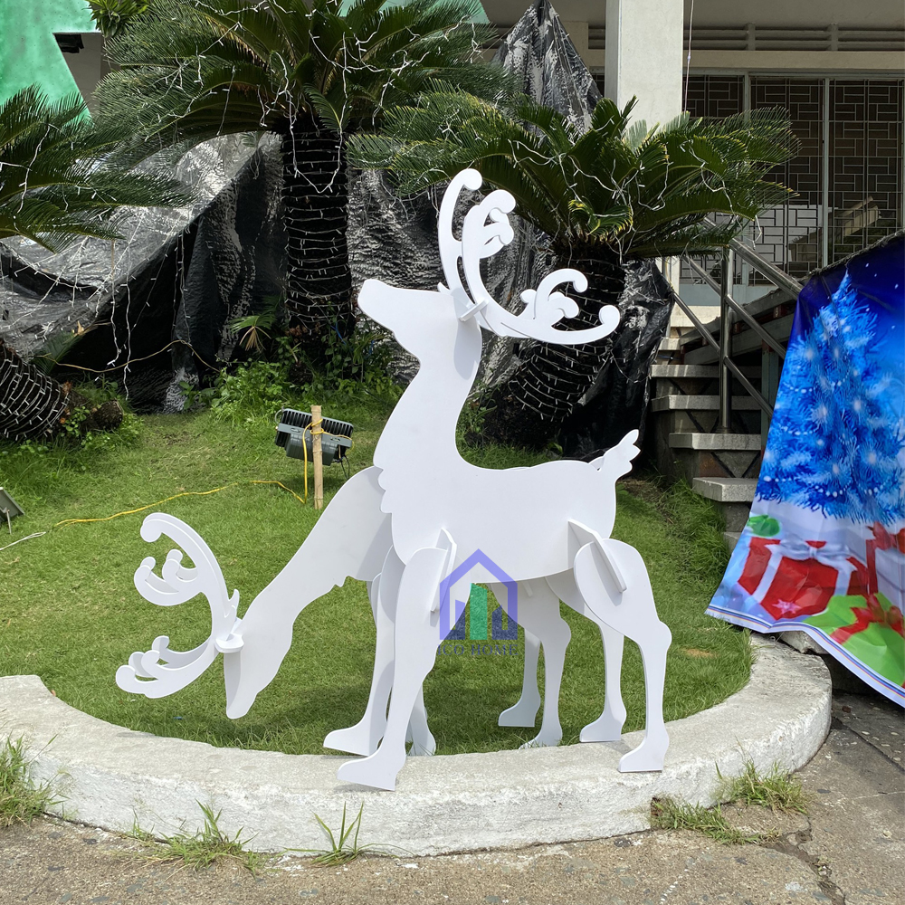 Set 2 con tuần lộc lớn bằng gỗ trang trí Noel