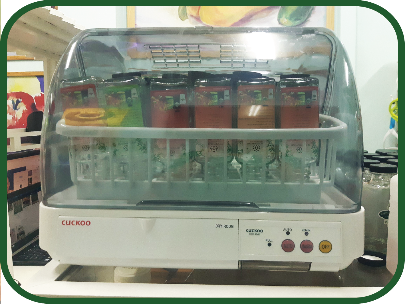 Sấy chai để diệt khuẩn trước khi dùng