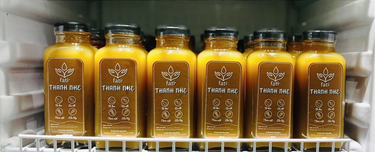 Nước ép Thanh nhẹ ép tươi từ bí đao và các loại rau củ khác giúp chuyển hóa mỡ thừa trong cơ thể Nước ép Thanh nhẹ ép tươi từ bí đao và các loại rau củ khác giúp chuyển hóa mỡ thừa trong cơ thể