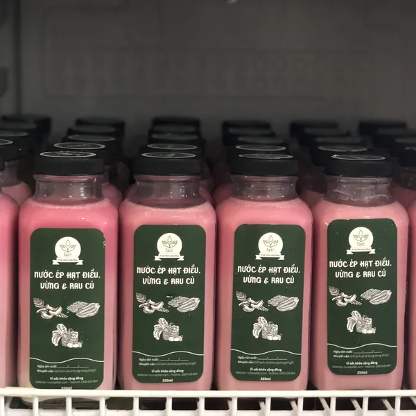 Nước ép hạt fati - Hạt điều - Vừng - Củ dền - Chà là