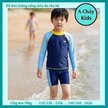 Đồ bơi bé trai tay dài ( đồ bơi rời ) in 3D chữ Dk đơn giản cho bé yêu diện đi biển , đi bơi