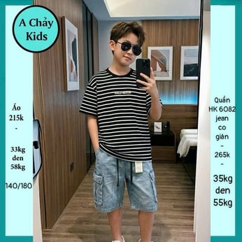 Quần áo bé in sọc phong cách hàn quốc cá tính cho bé đi chơi ,đi du lịch