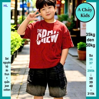 Set bộ jean bé trai ( Áo thun cotton + quần jean) in chữ THE CREW phong cách cá tính cực sang cho bé diện đi chơi , đi du lịch