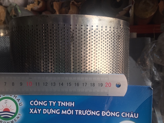 liên hệ đông châu phân phối Tấm inox dày 1mm đục lỗ 2mm theo yêu cầu