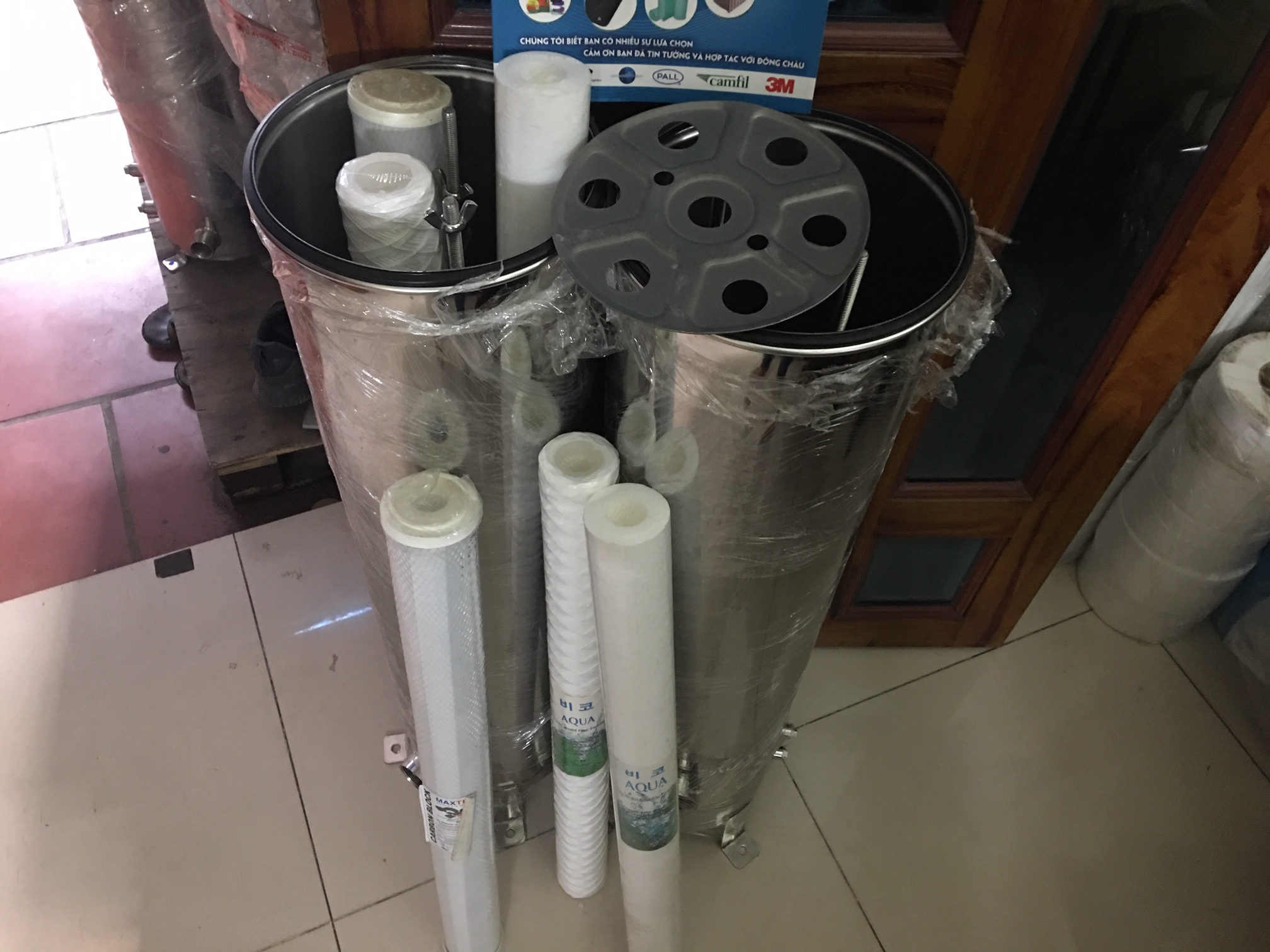 cấu tạo chi tiết bên trong Bình lọc công nghiệp 7 lõi 30 inch Trung Quốc