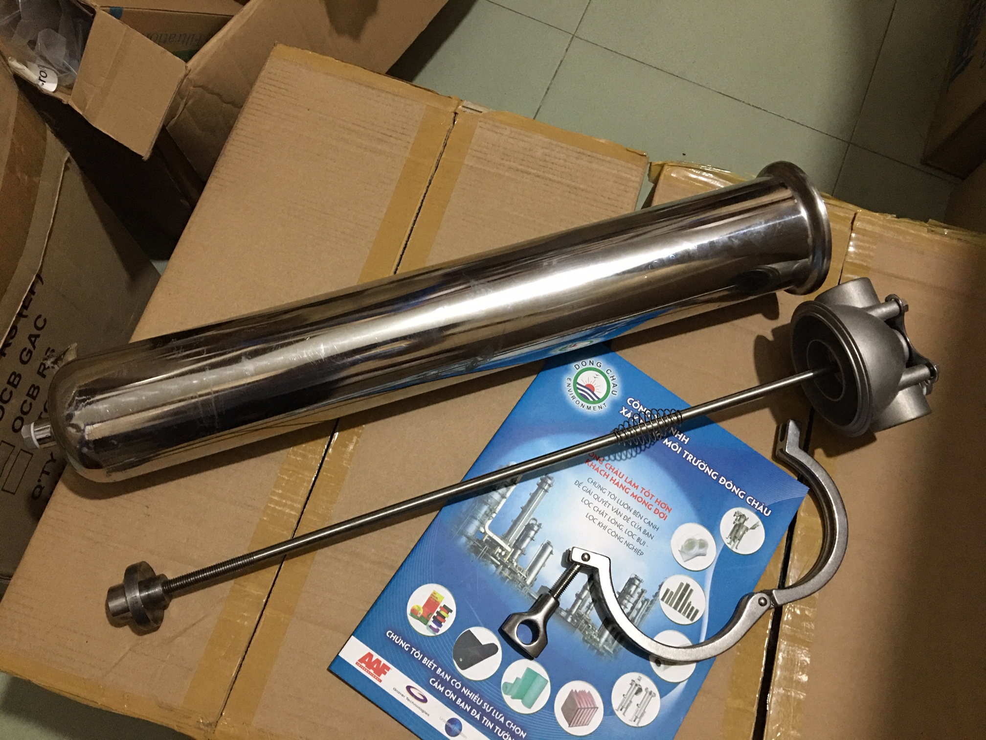 từng bộ phận bên trong Cốc lọc 1 lõi DOE 20 inch Clamp