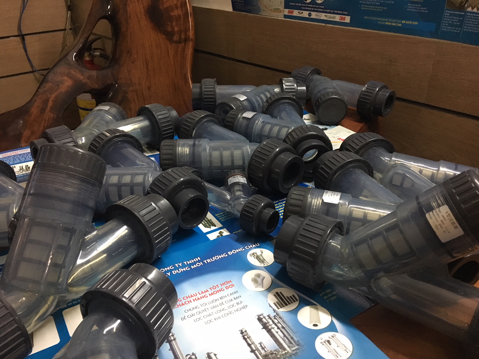 phân phối giá sỉ Y Lọc Nhựa Trong DN32