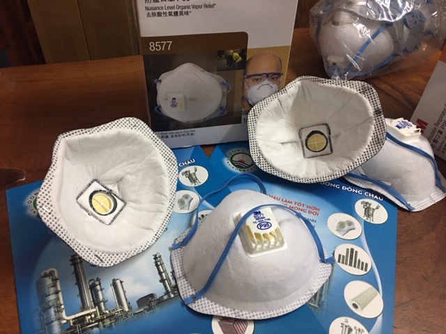 cấu tạo mặt trong và mặt ngoài Khẩu trang giảm mùi 3M 8577 P95