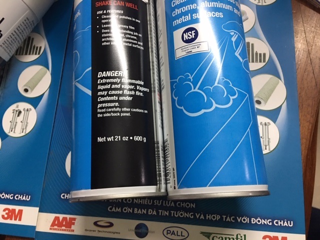 Chai xịt nhẹ nhàng tẩy ố inox 3M không còn vết nào, bạn chỉ cần lau lại lần nữa